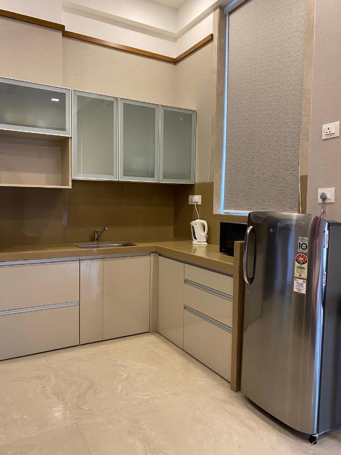 מומביי Theory9 Premium Service Apartments Khar מראה חיצוני תמונה