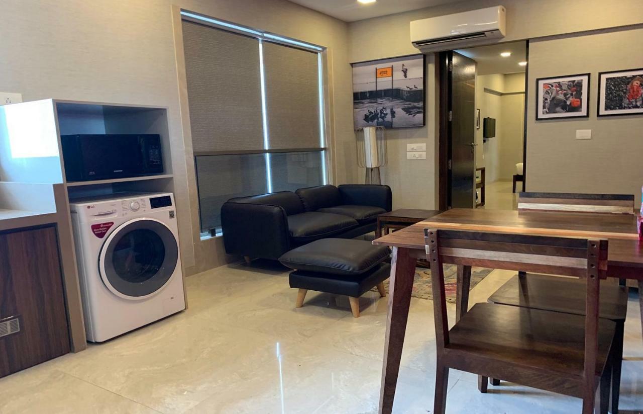 מומביי Theory9 Premium Service Apartments Khar מראה חיצוני תמונה