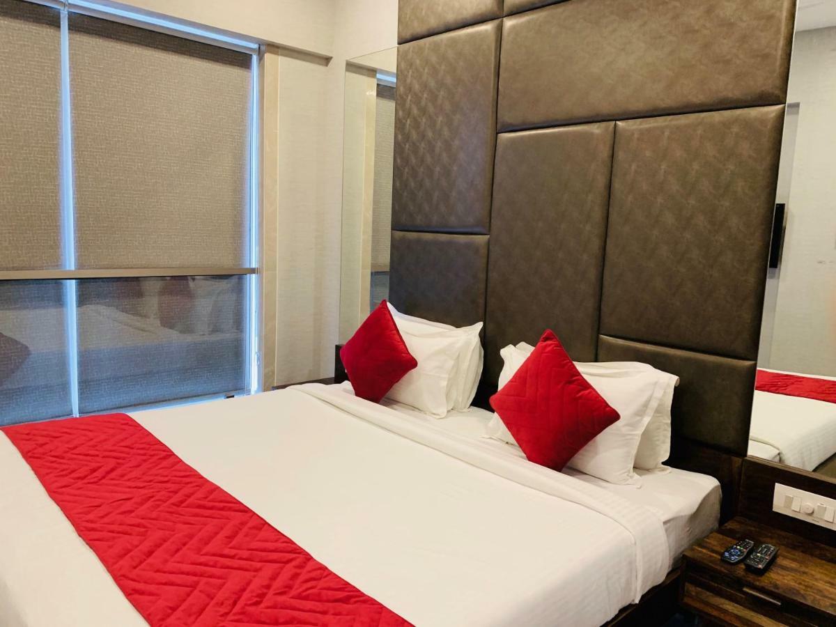 מומביי Theory9 Premium Service Apartments Khar מראה חיצוני תמונה