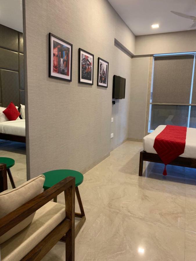 מומביי Theory9 Premium Service Apartments Khar מראה חיצוני תמונה